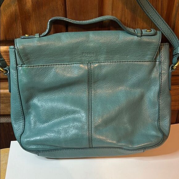 Fossil Green Tatum Crossbody Purse and Gray Madison Clutch Wallet Set - Picture 7 of 16